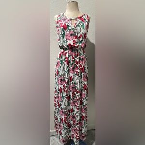 French Grey Maxi Full Length Dress White w/Pink Floral Pattern Size Medium NWOT